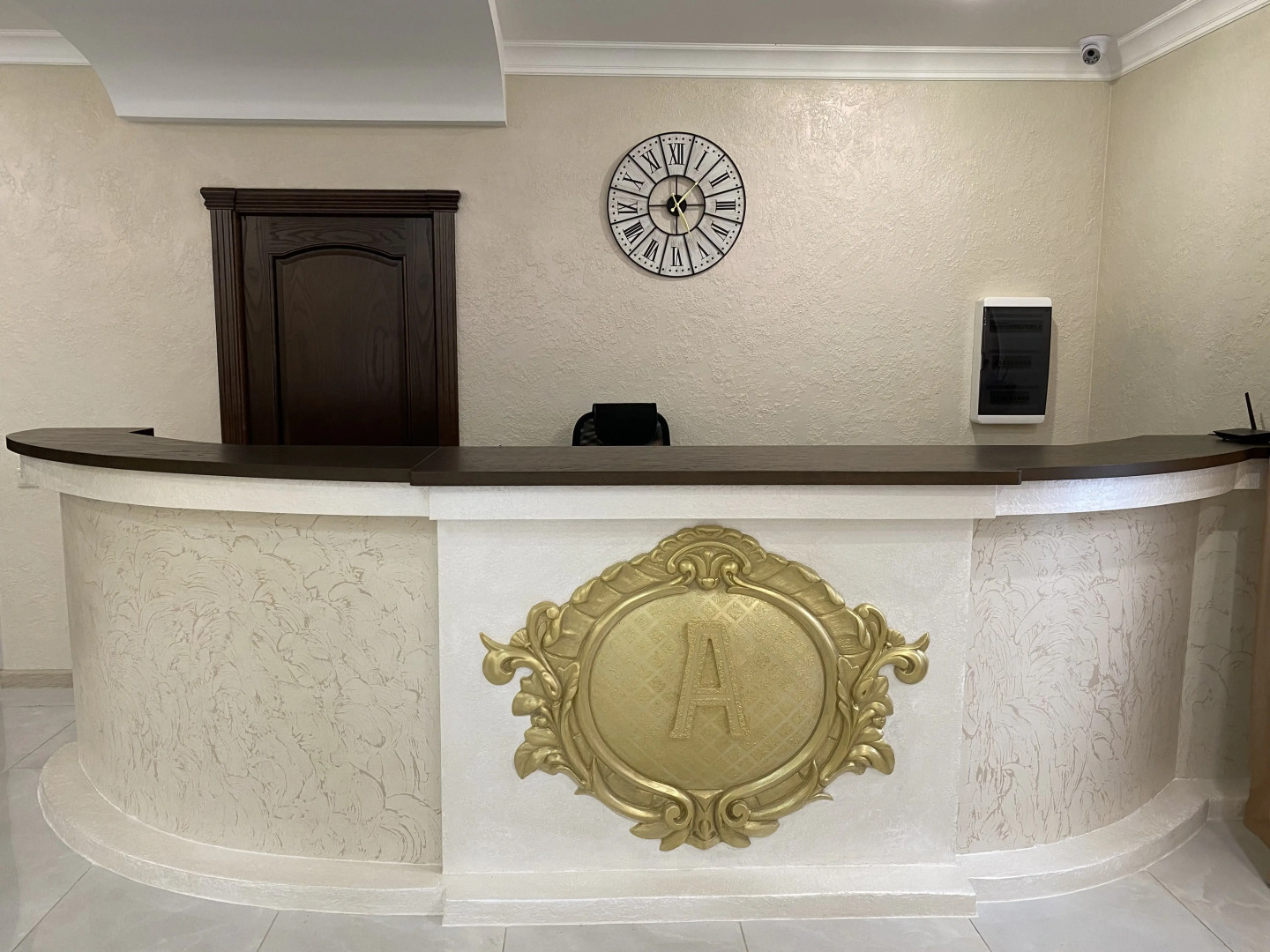 Отель Амаро