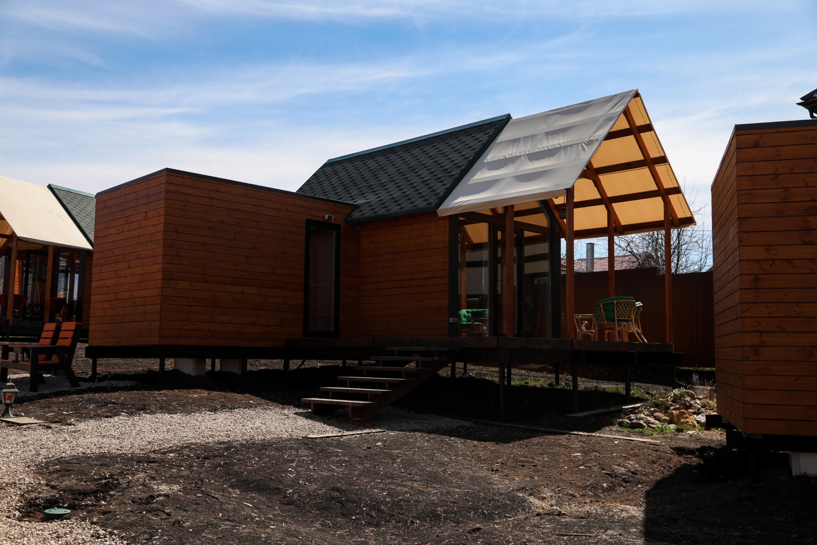 Глэмпинг Лисички-Сестрички