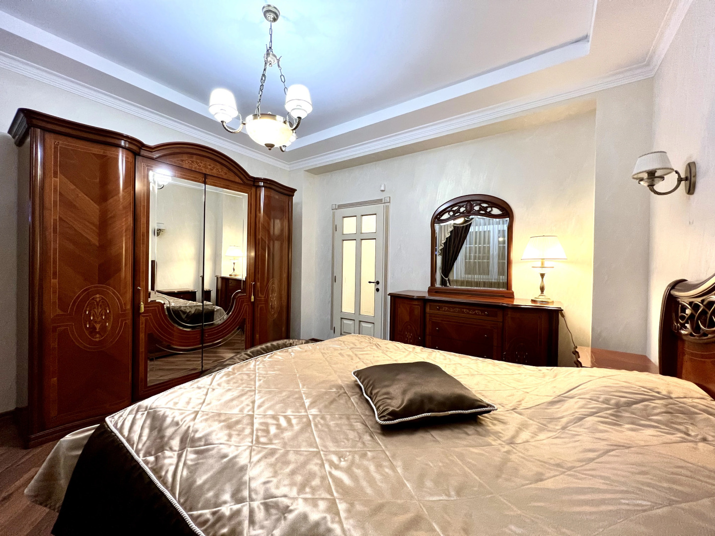 Квартира 3-комнатная Премиум Класса Yarapartments на Советской 21