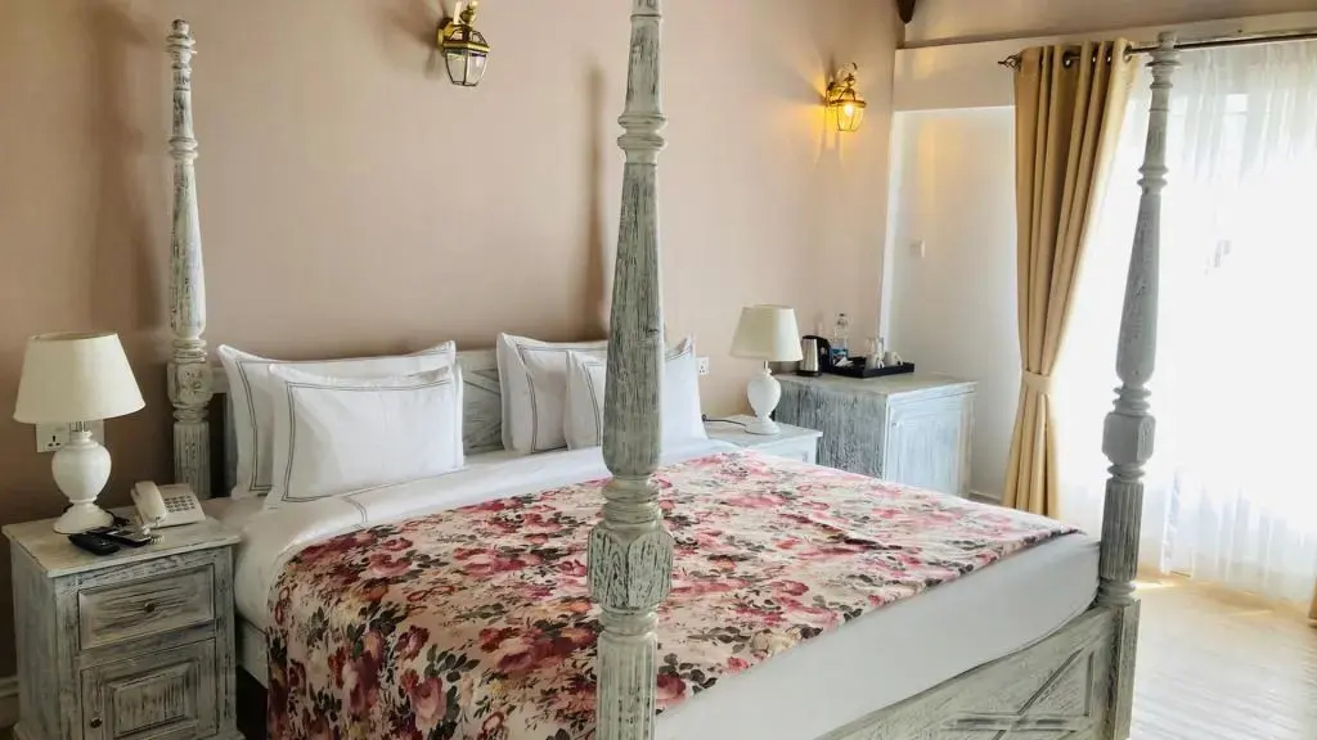 Отель Pedro Barn by Little England Cottage