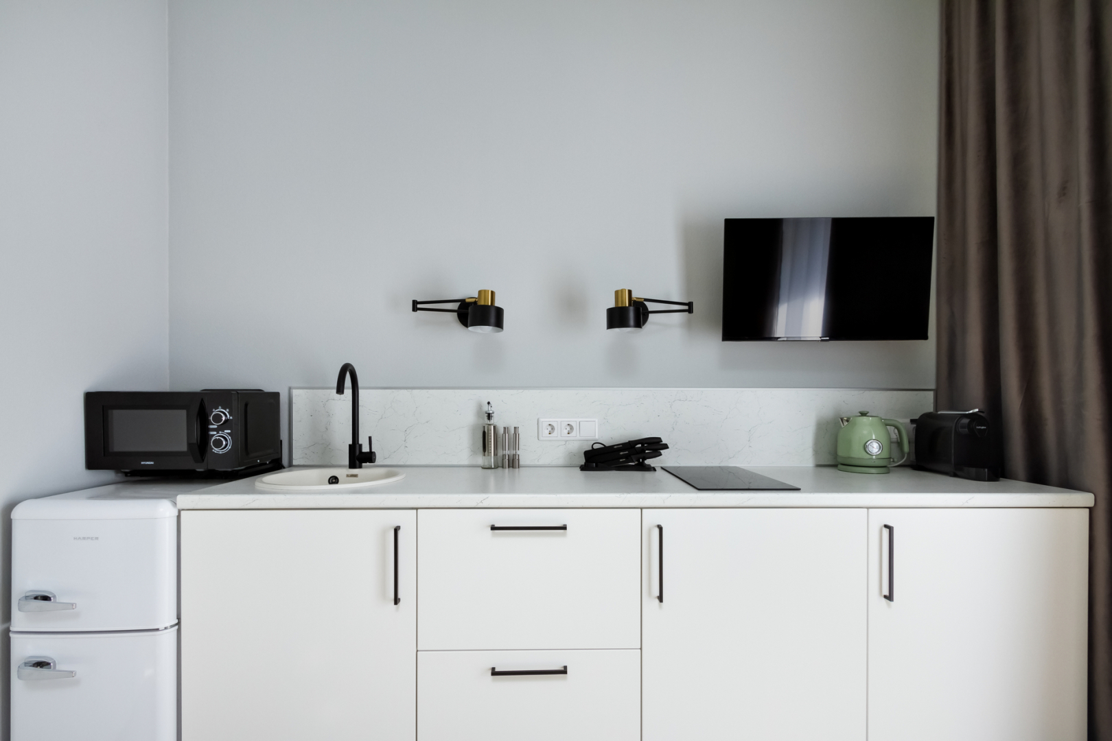 Квартира ВИДОВЫЕ АПАРТАМЕНТЫ С БАЛДАХИНОМ