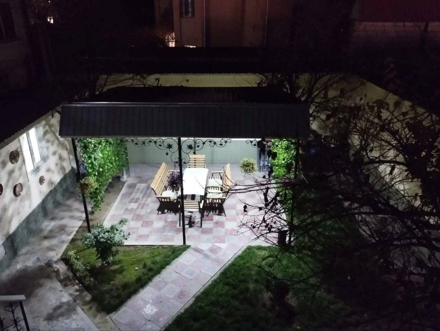 Отель Art Vesta