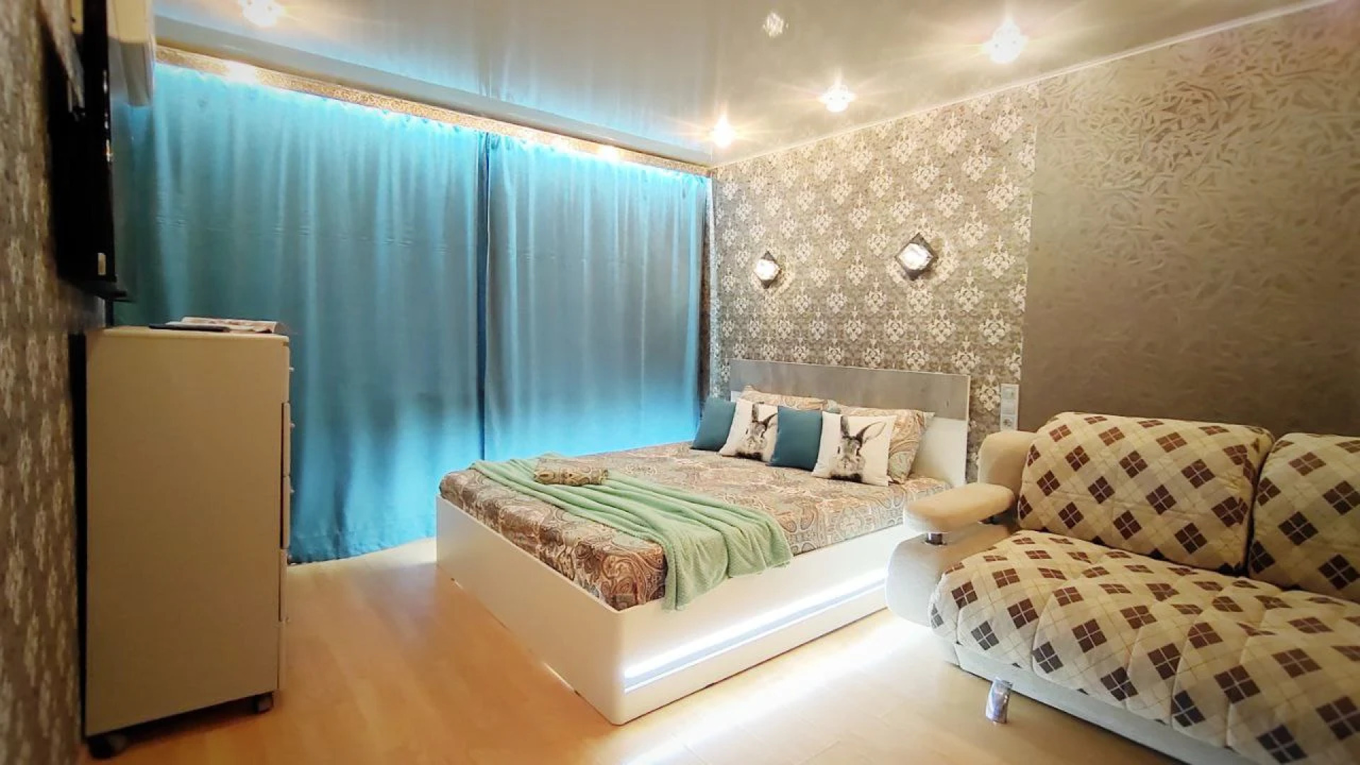 Квартира Renta27 на набережной Амура у Колеса Обозрения