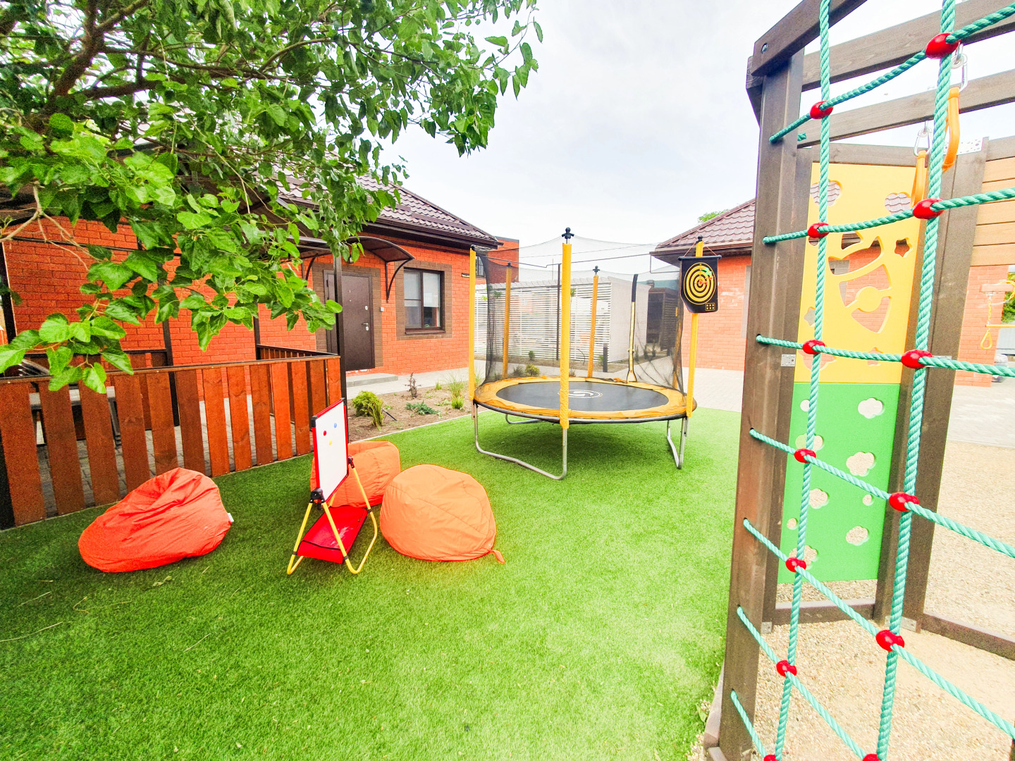 Жилое помещение на Берегу Моря в ст. Должанской