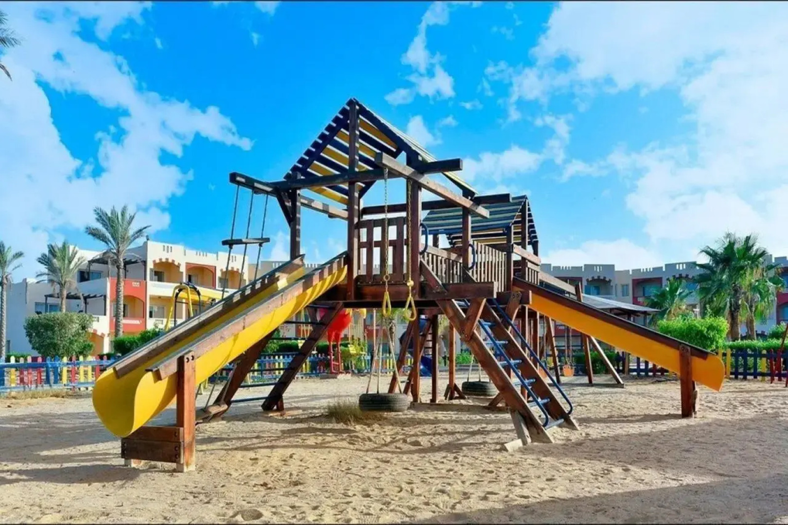 Курортный отель Bliss Nada Beach Resort