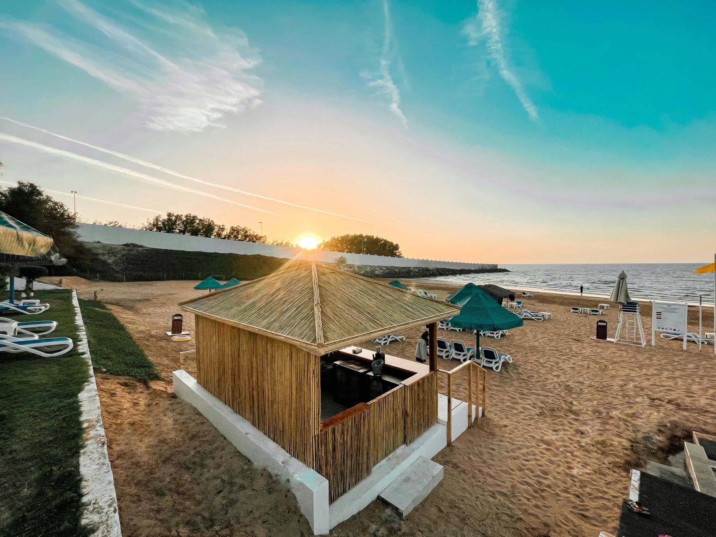 BM Beach Hotel