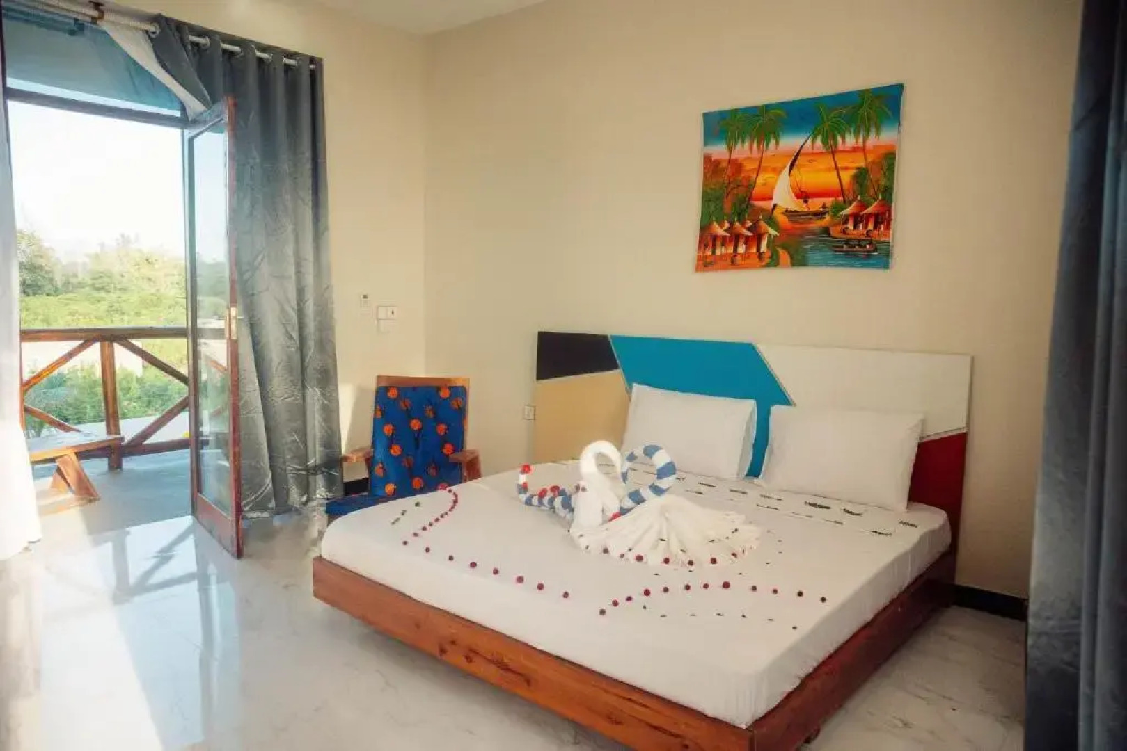 Отель Ocean Breeze