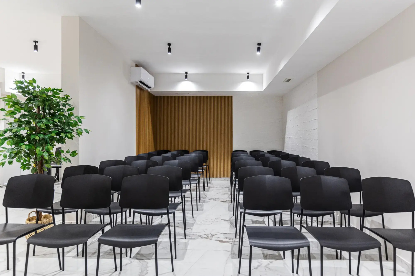 Апартаменты Sunny Side Wellness Resort & Spa