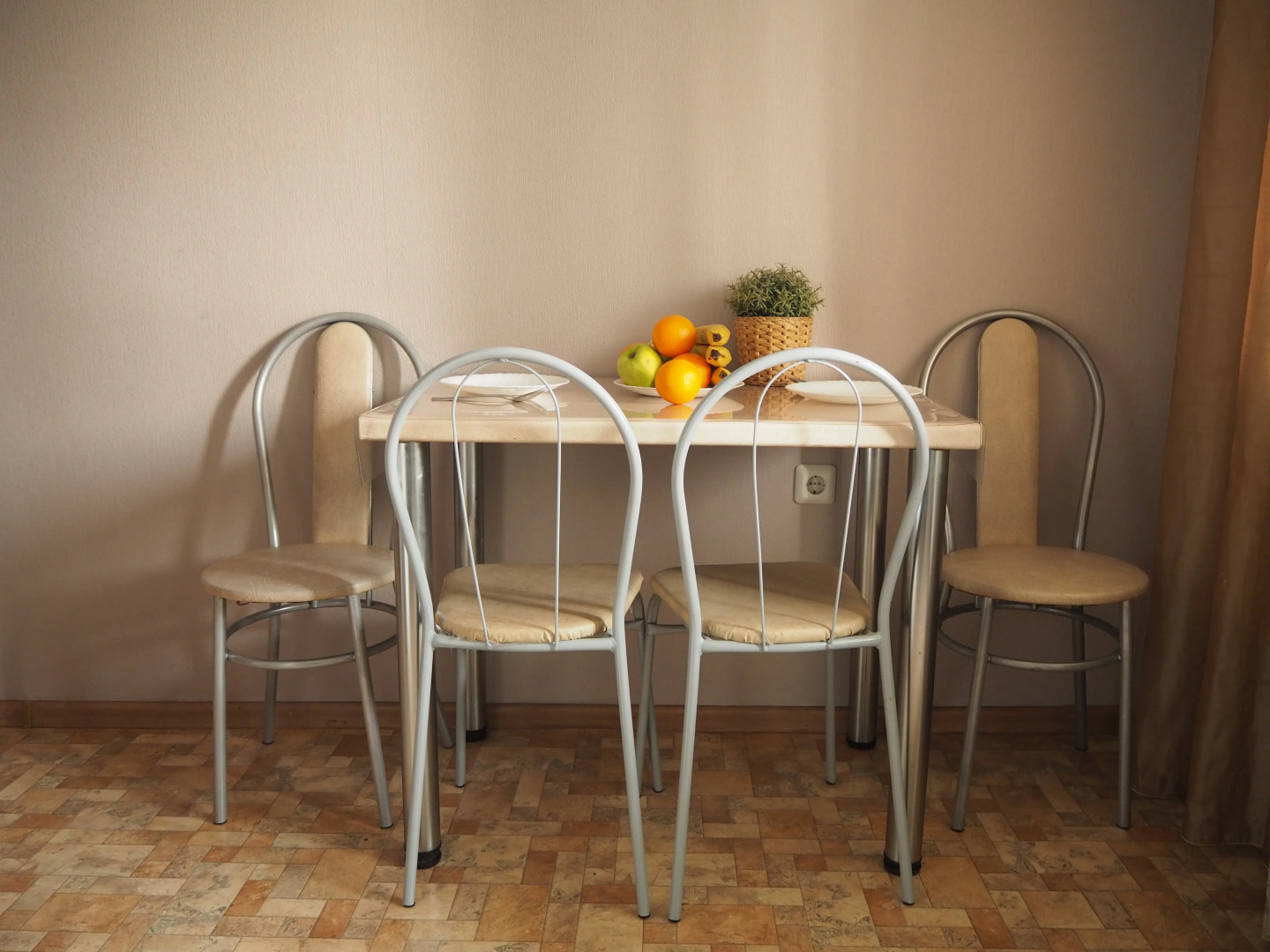 Апартаменты на улице Героев Танкограда 63а