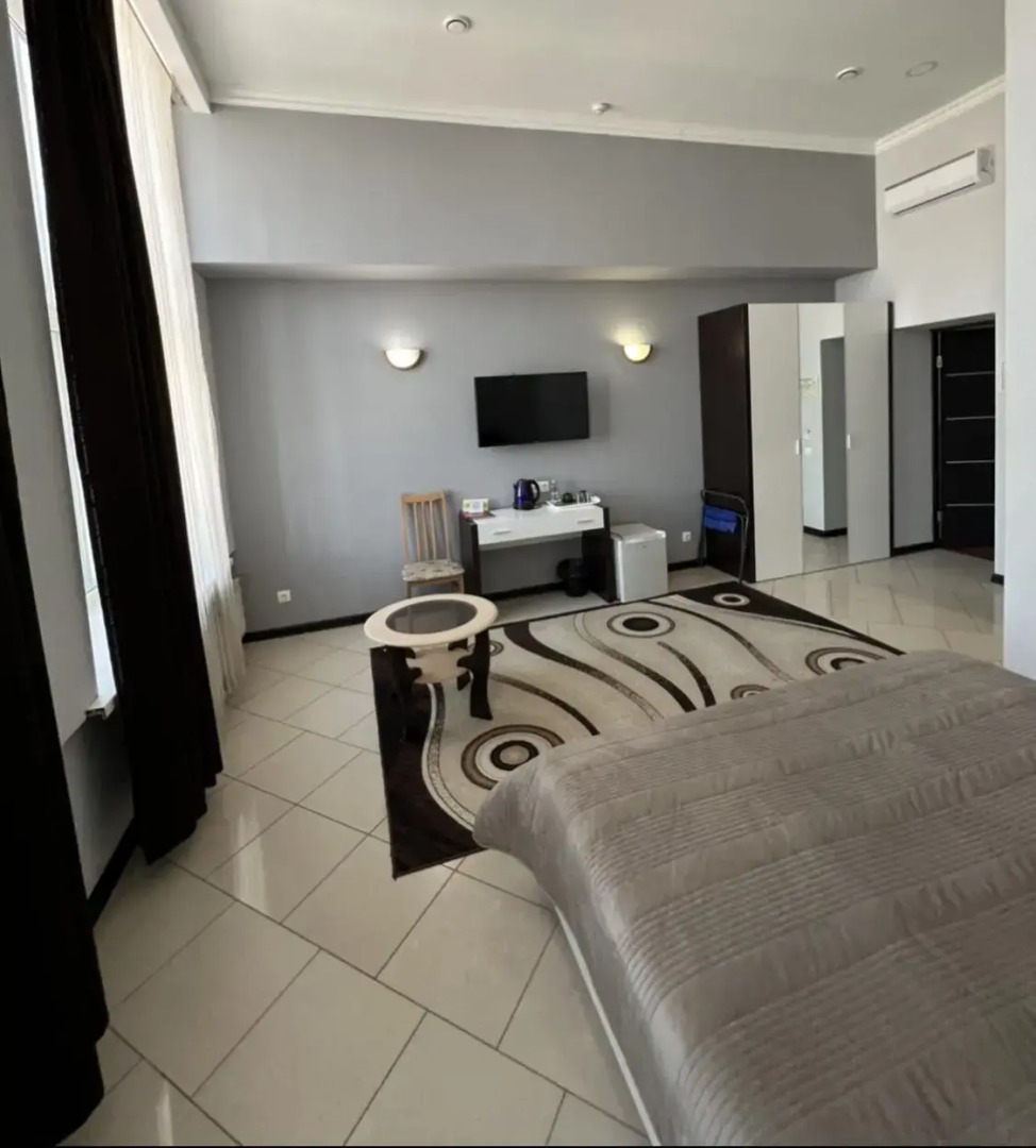 Отель Глобус-Л