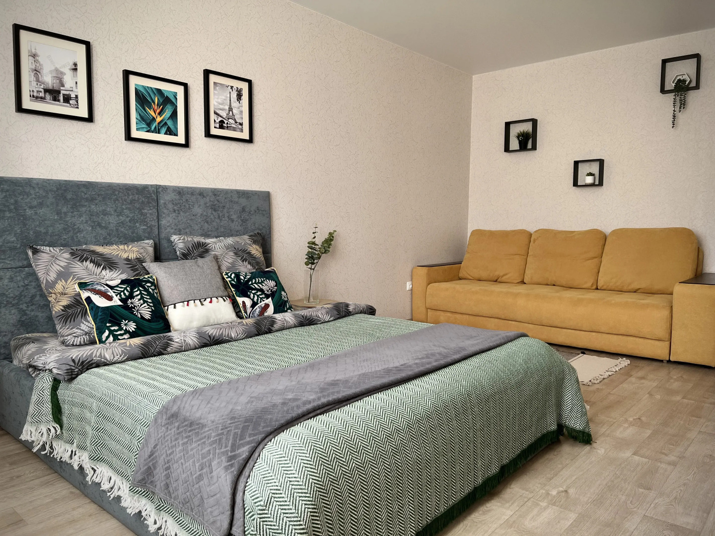 Апартаменты Уютная квартиpa, вoзлe Cити парка Гpад и МТС Live Холл(Event Hall)