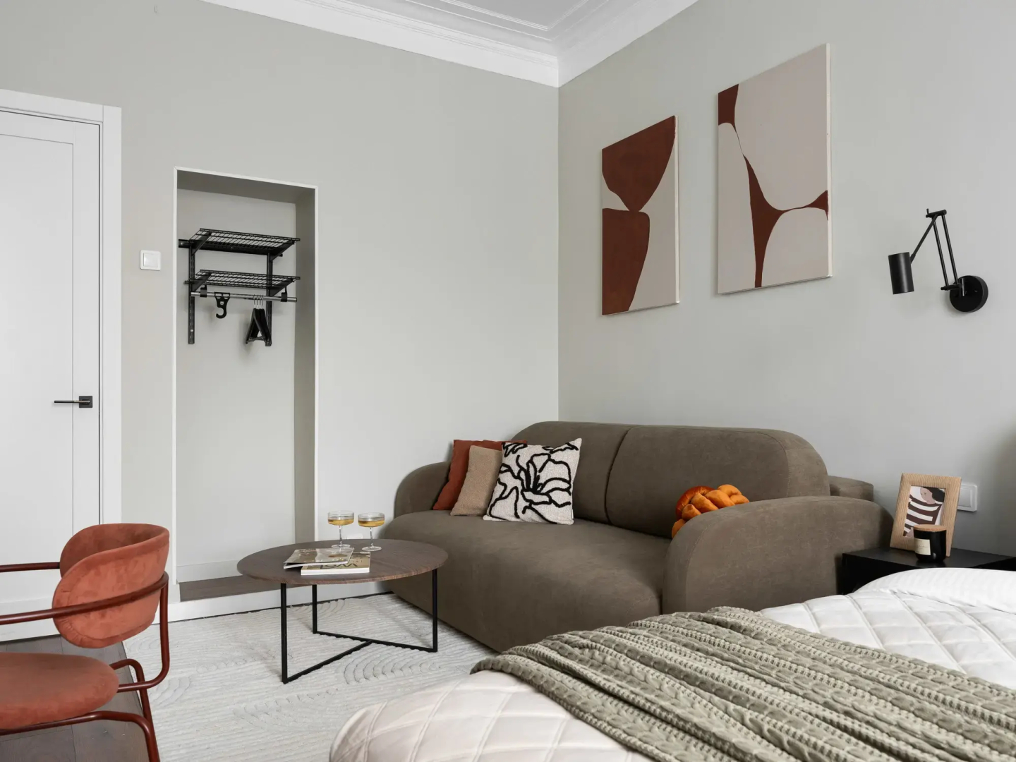 Квартира GM Apartments Стильная двушка у Триумфальной площади