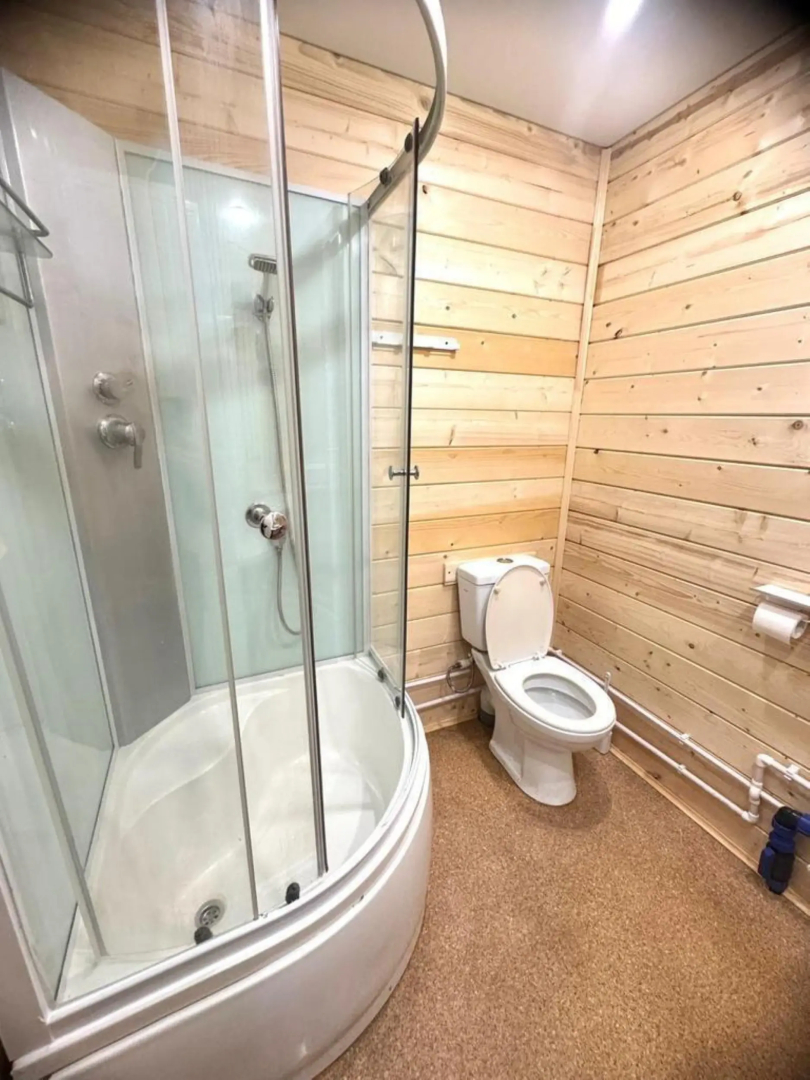 Частный дом с чаном и баней