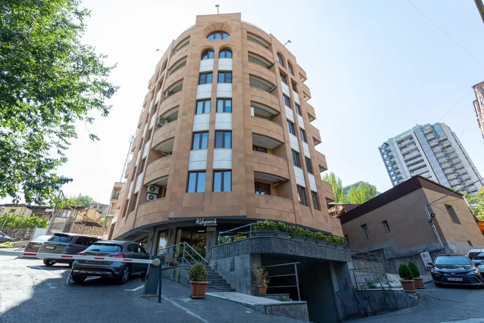 Апартаменты on Saryan Str. 26/3-4