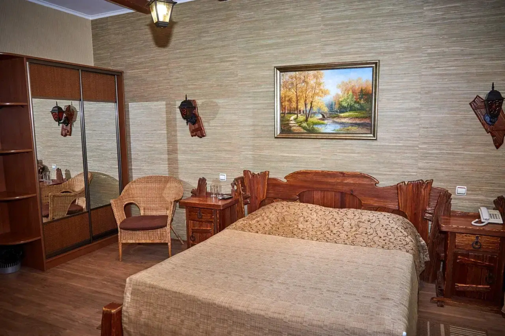 Отель Ловчий Плюс