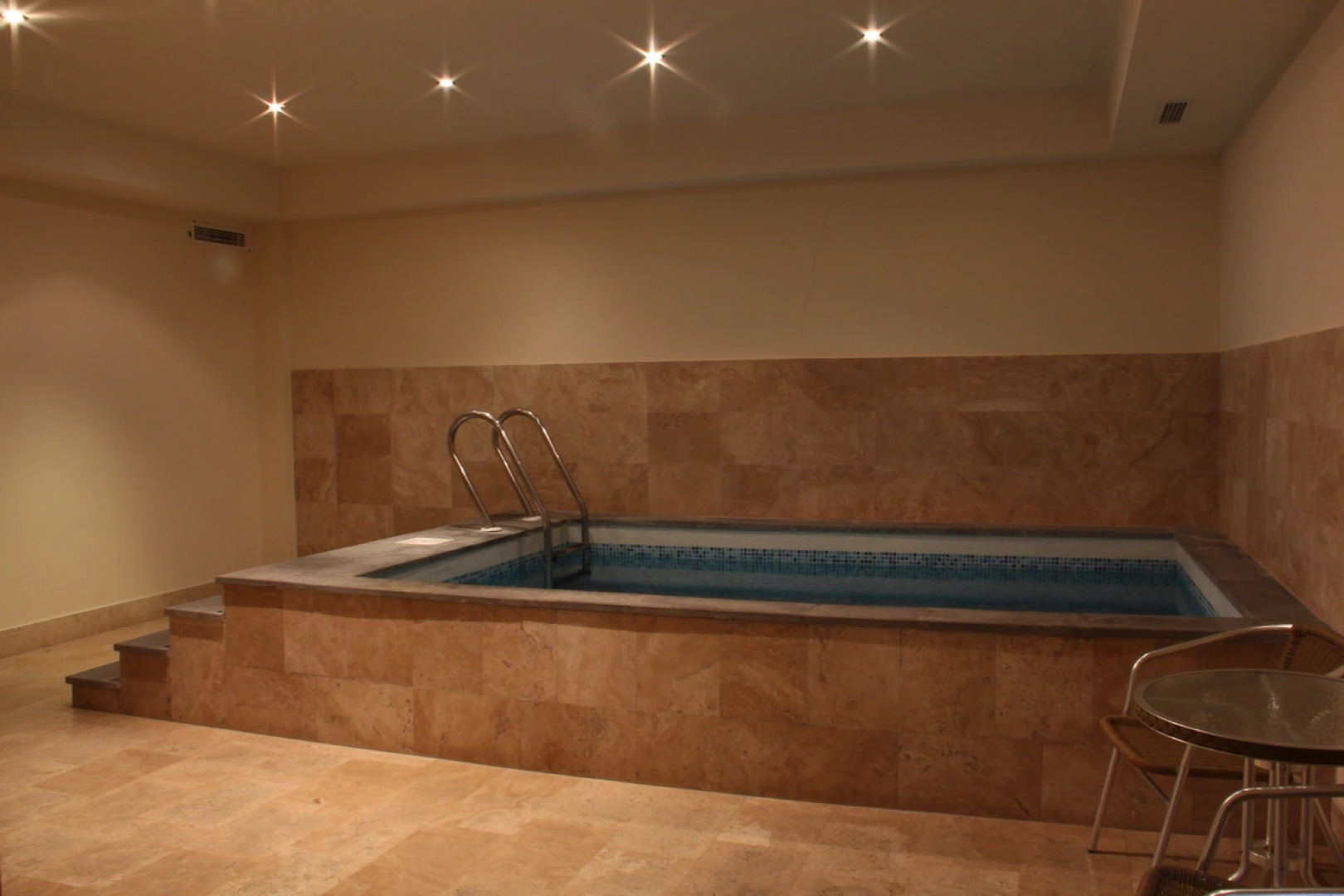 Arthurs Aghveran Resort