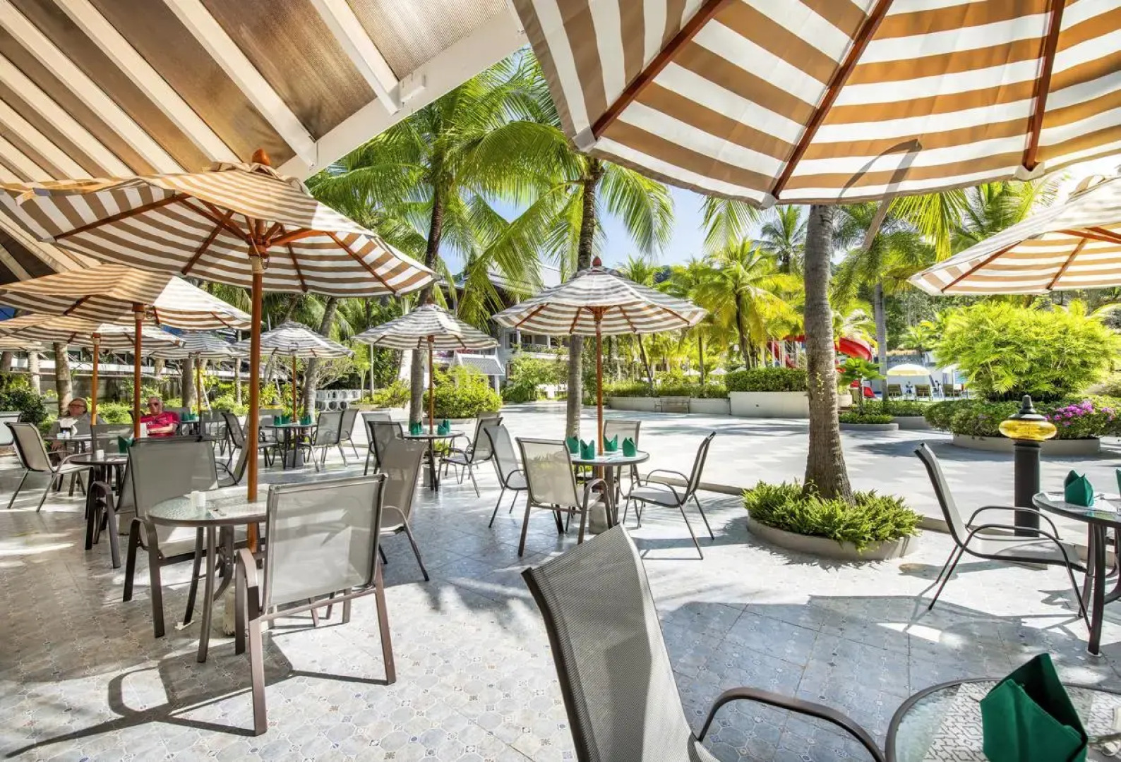 Курортный отель Chada Thai Village