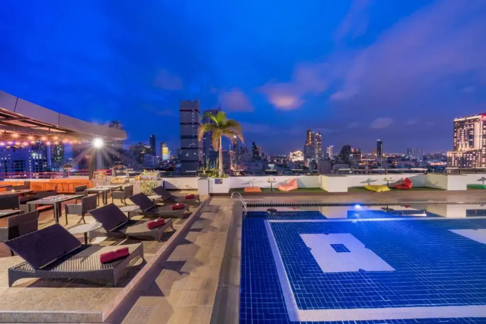 Отель Furama Silom Bangkok Hotel