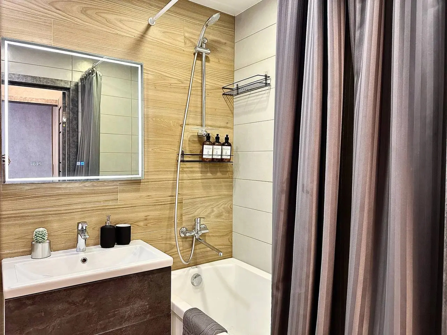 Апартаменты Happy Loft уютные апартаменты недалеко от центра
