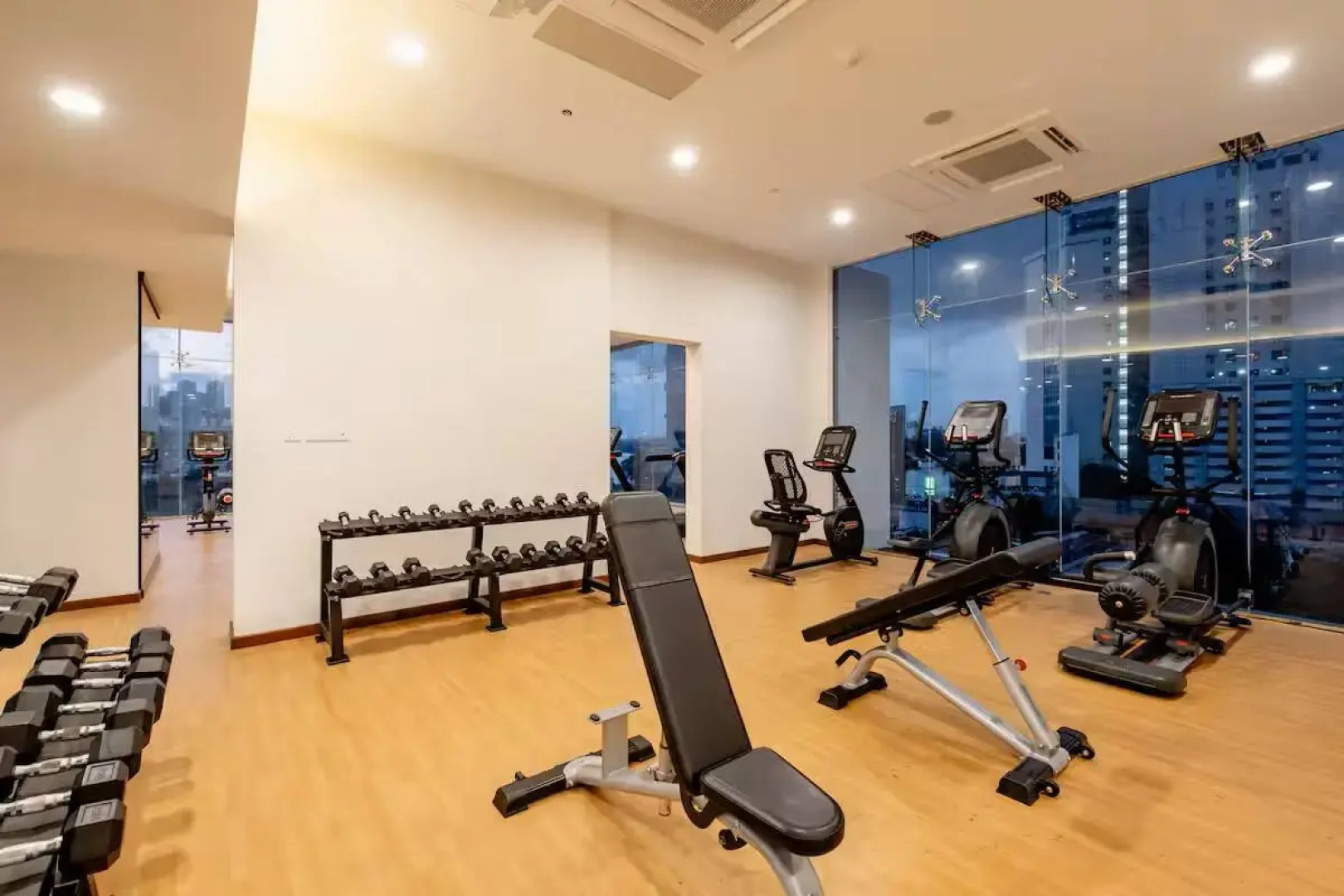 Апартаменты Yara Colombo