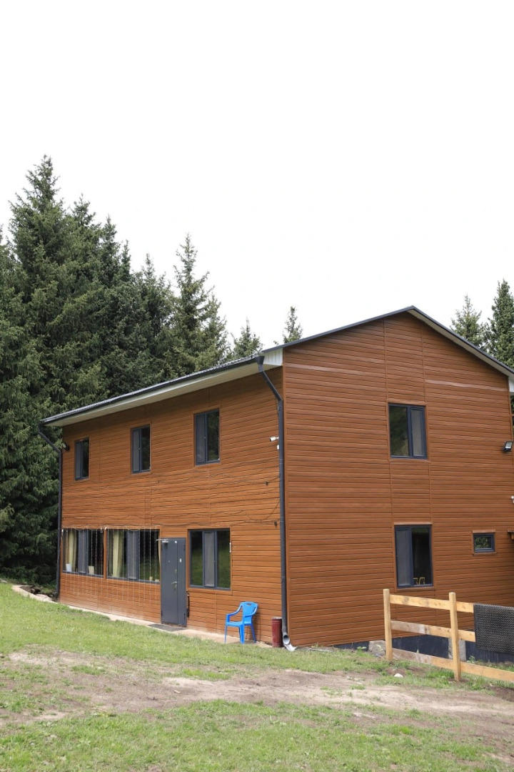 Guest house Zhyluu Suu