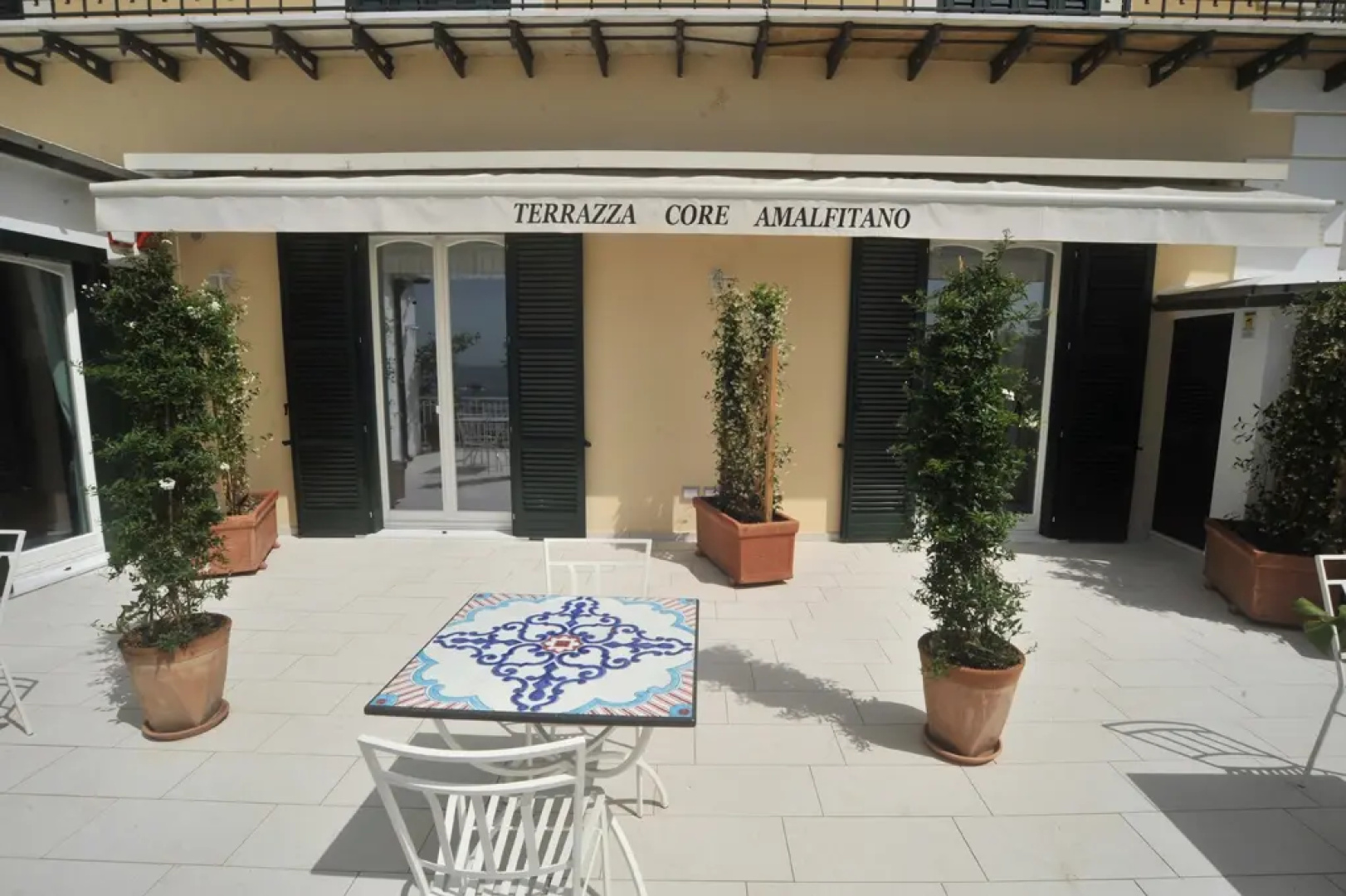 Отель CORE AMALFITANO CITY SUITES