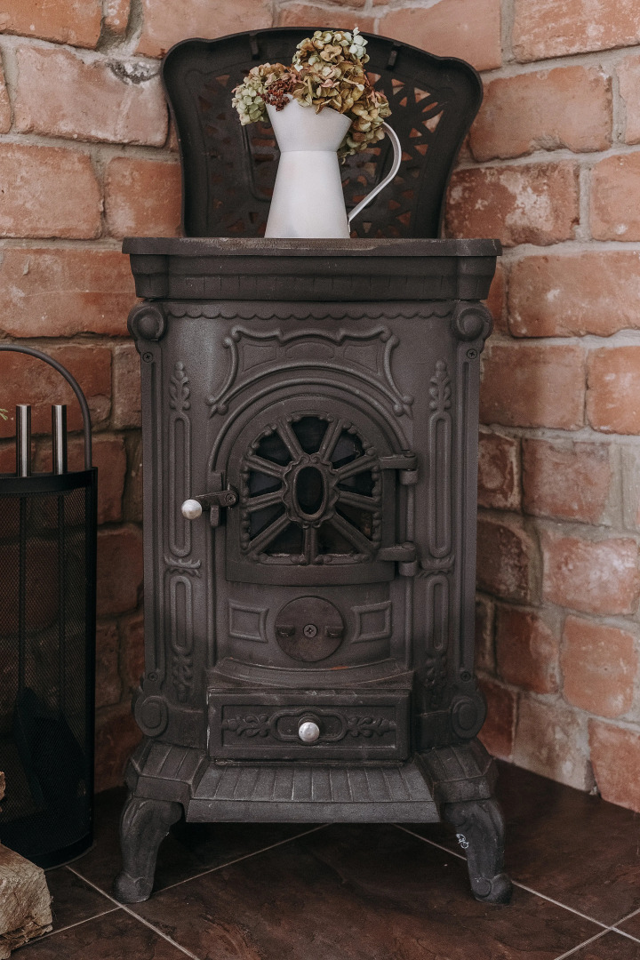 Гостевой Дом с Кипарисами в горах с видом на море