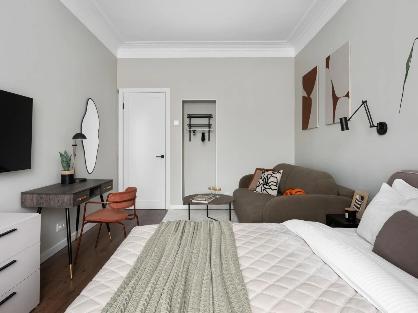 Квартира GM Apartments Стильная двушка у Триумфальной площади
