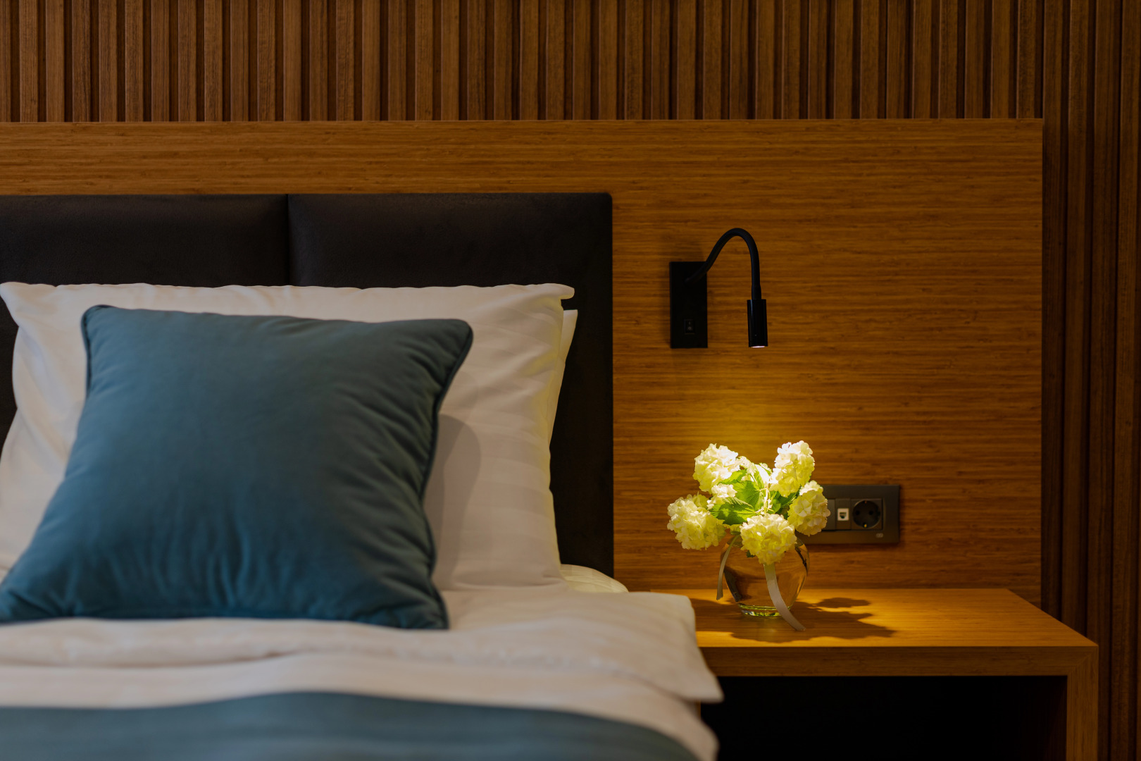 Отель Monarch Batumi