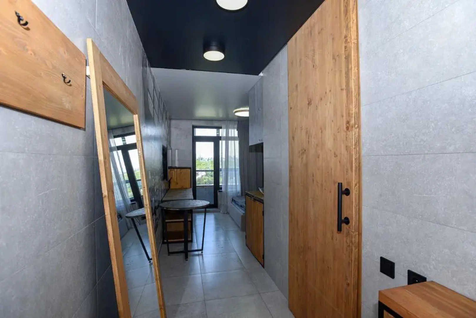 Апартаменты на набережной Максима Горького 49б