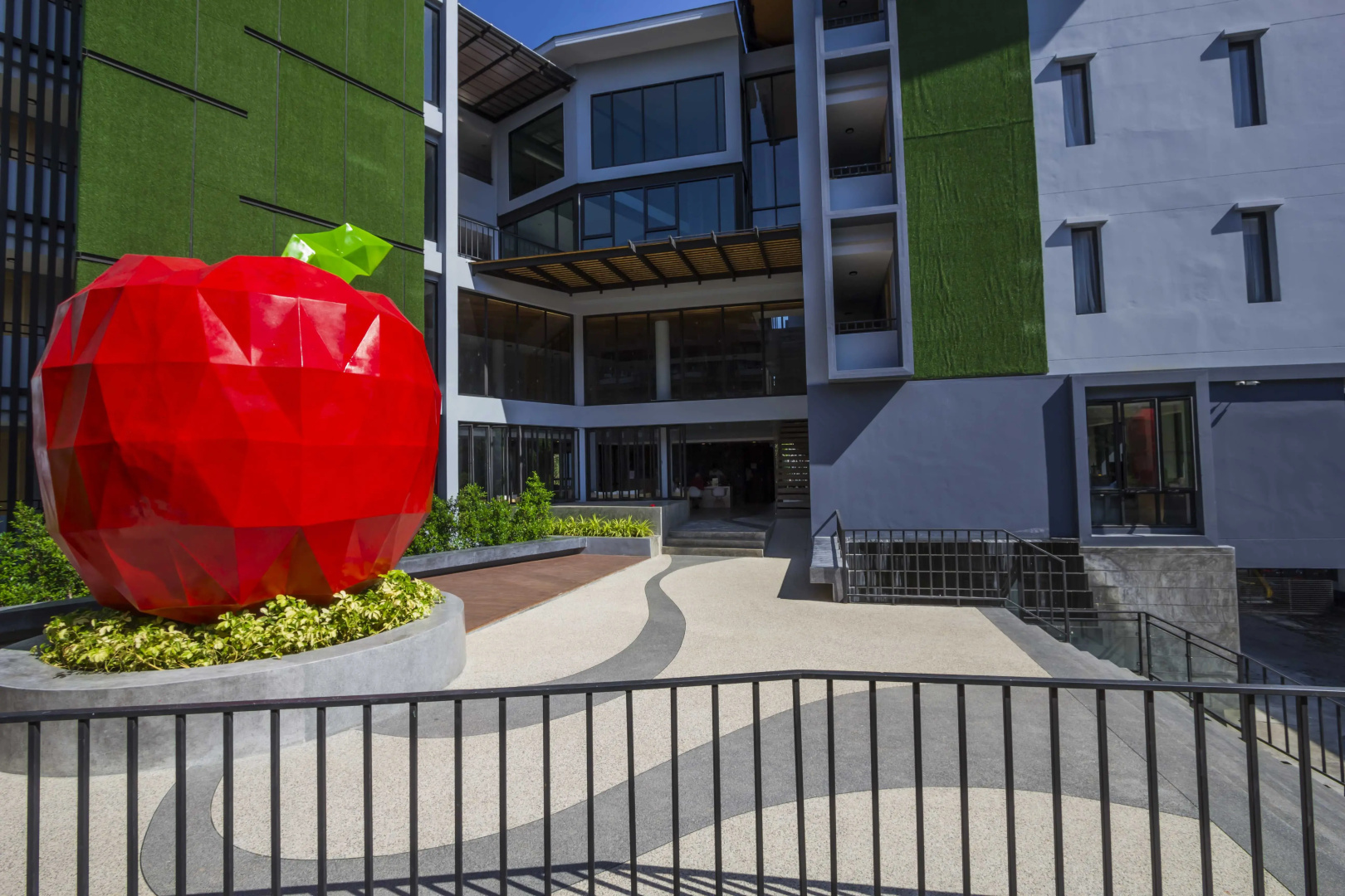 Курортный отель Apple A Day Resort