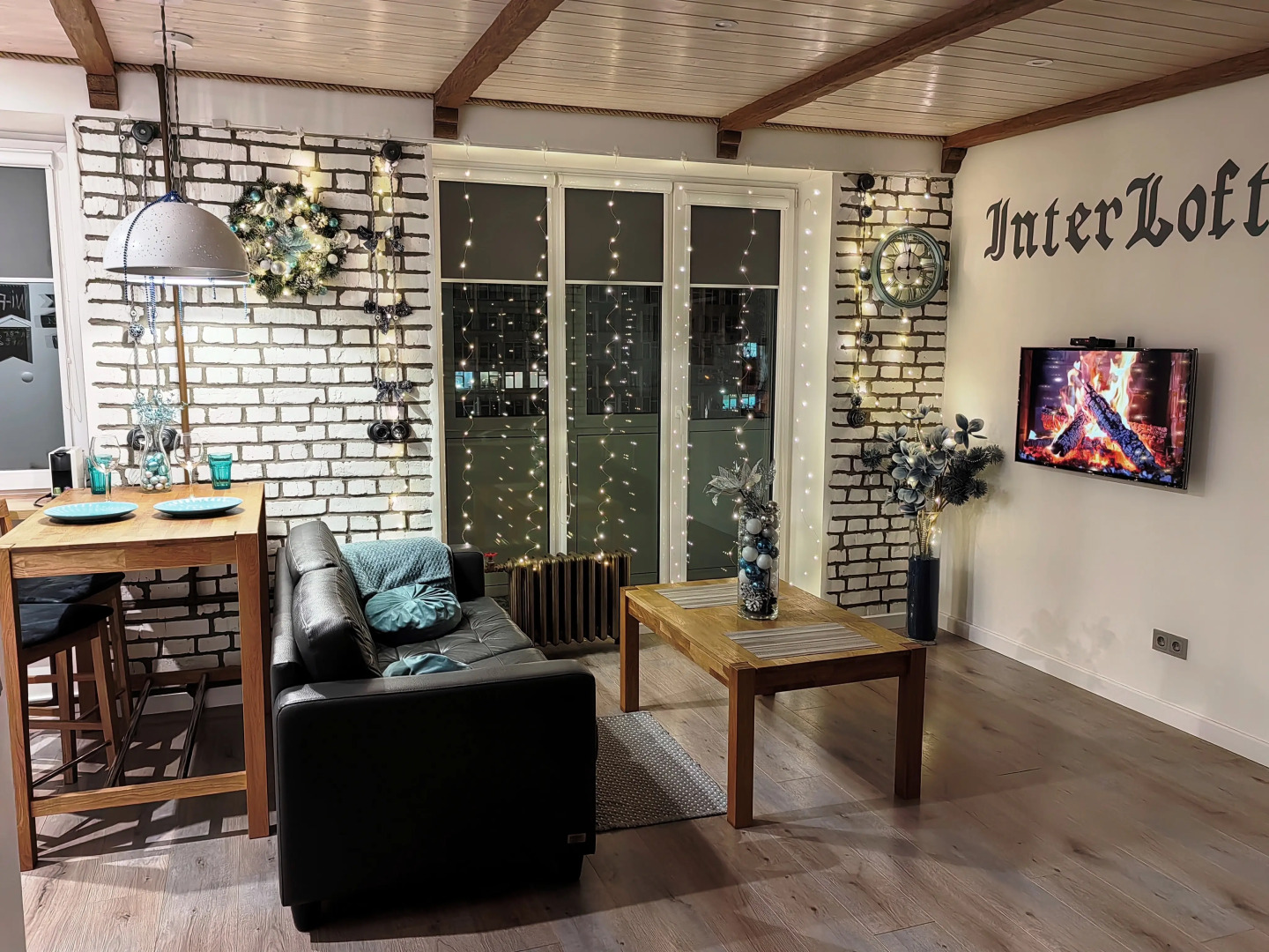 Апартаменты InterLoft 2 City Center Free Parking Wi-Fi 100/50 Smart TV