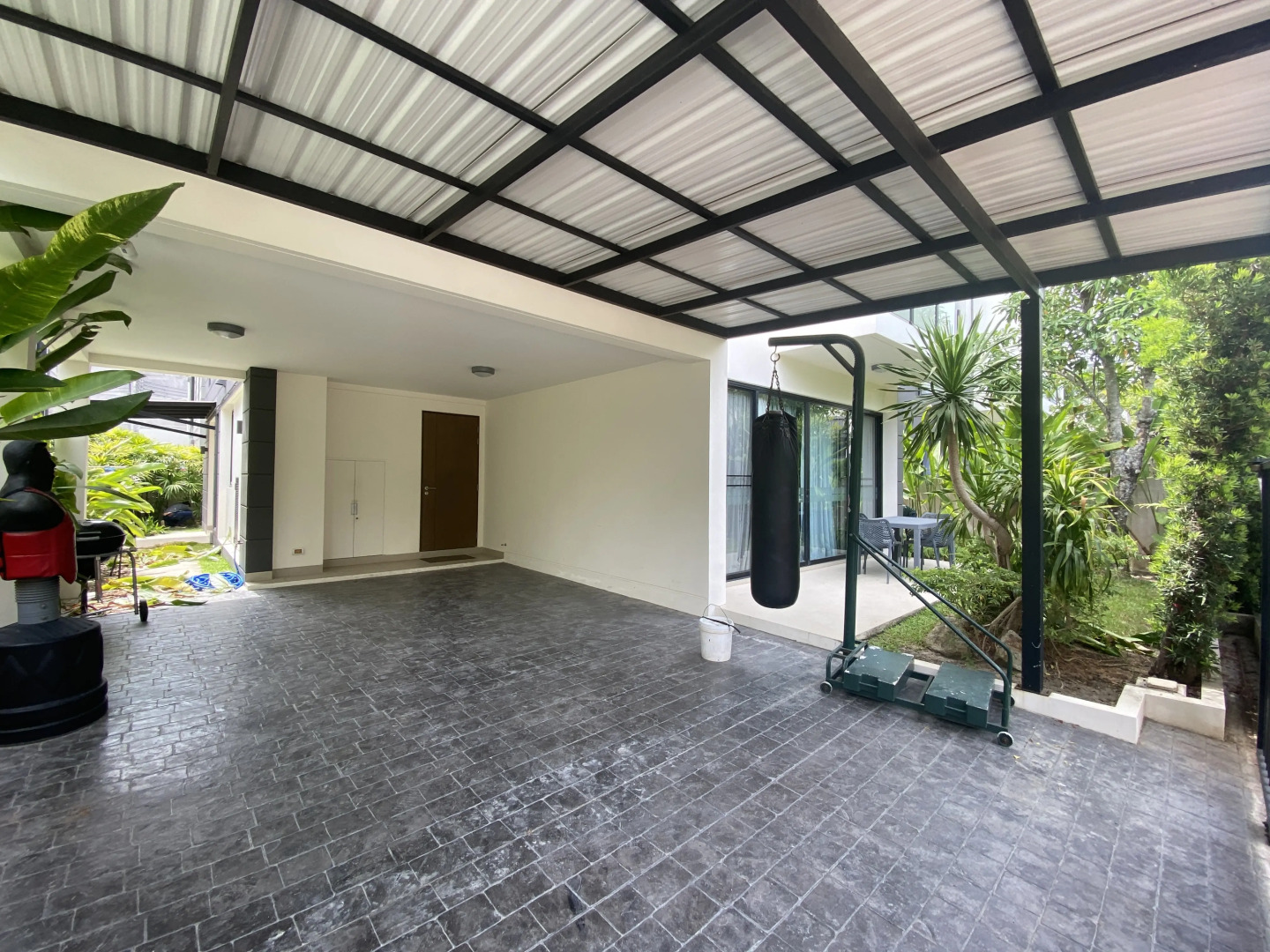 Вилла с бассейном и фитнес-залом 4 спальни рядом с пляжем Банг Тао LP-65/168