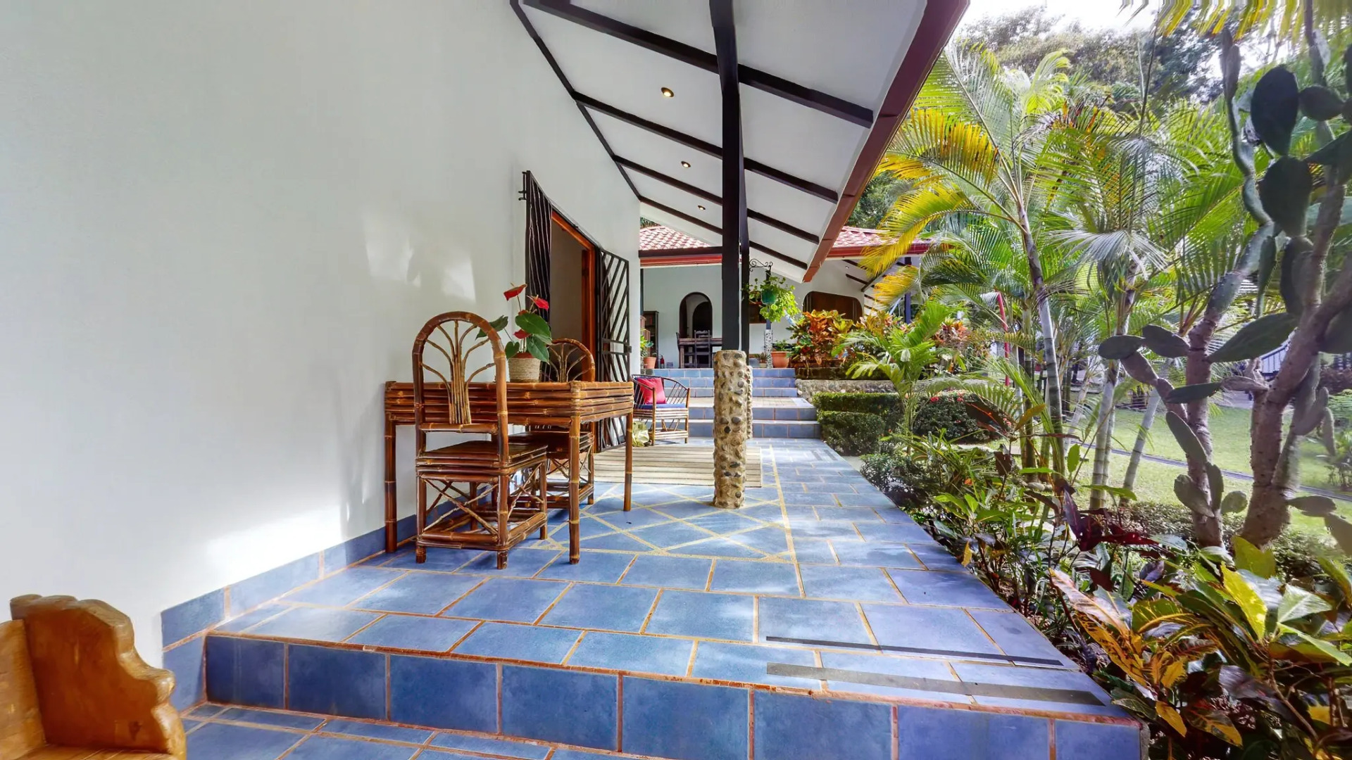 Апарт-отель The Scarlet Villas