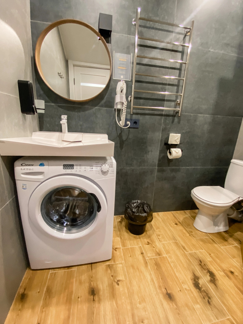 Квартира С Панорамным Видом на Озеро и Горы