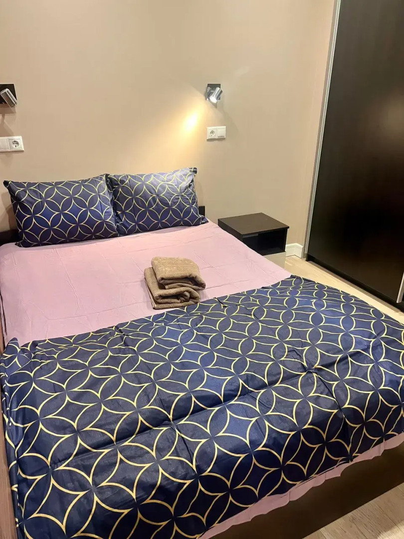 Квартира возле метро Ольховая Dayker City Apartments