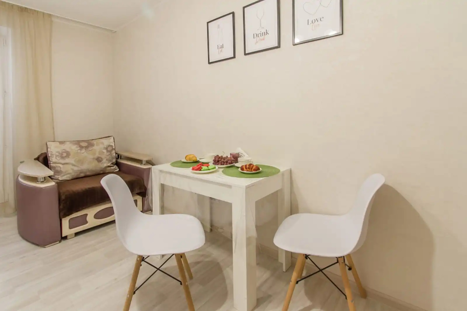 Апартаменты На Переверткина 1/8