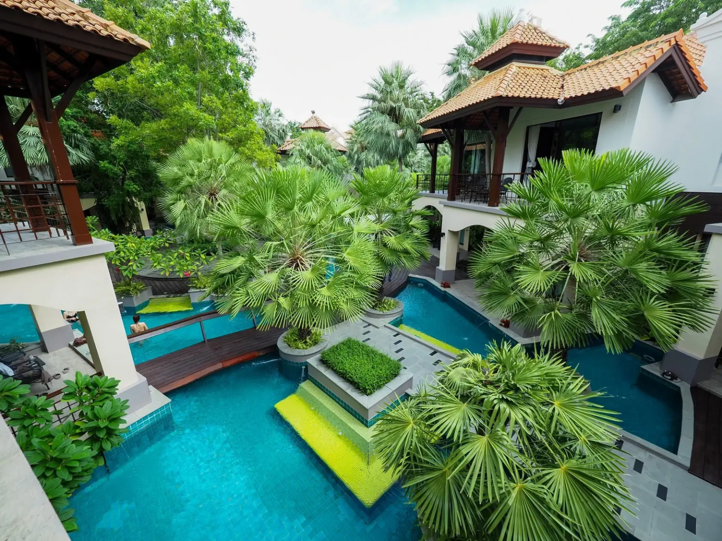 Отель Long Beach Garden Hotel & Pavilions