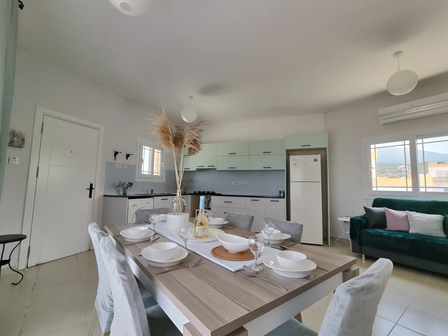 Апартаменты Пентхаус с видом на море и горы