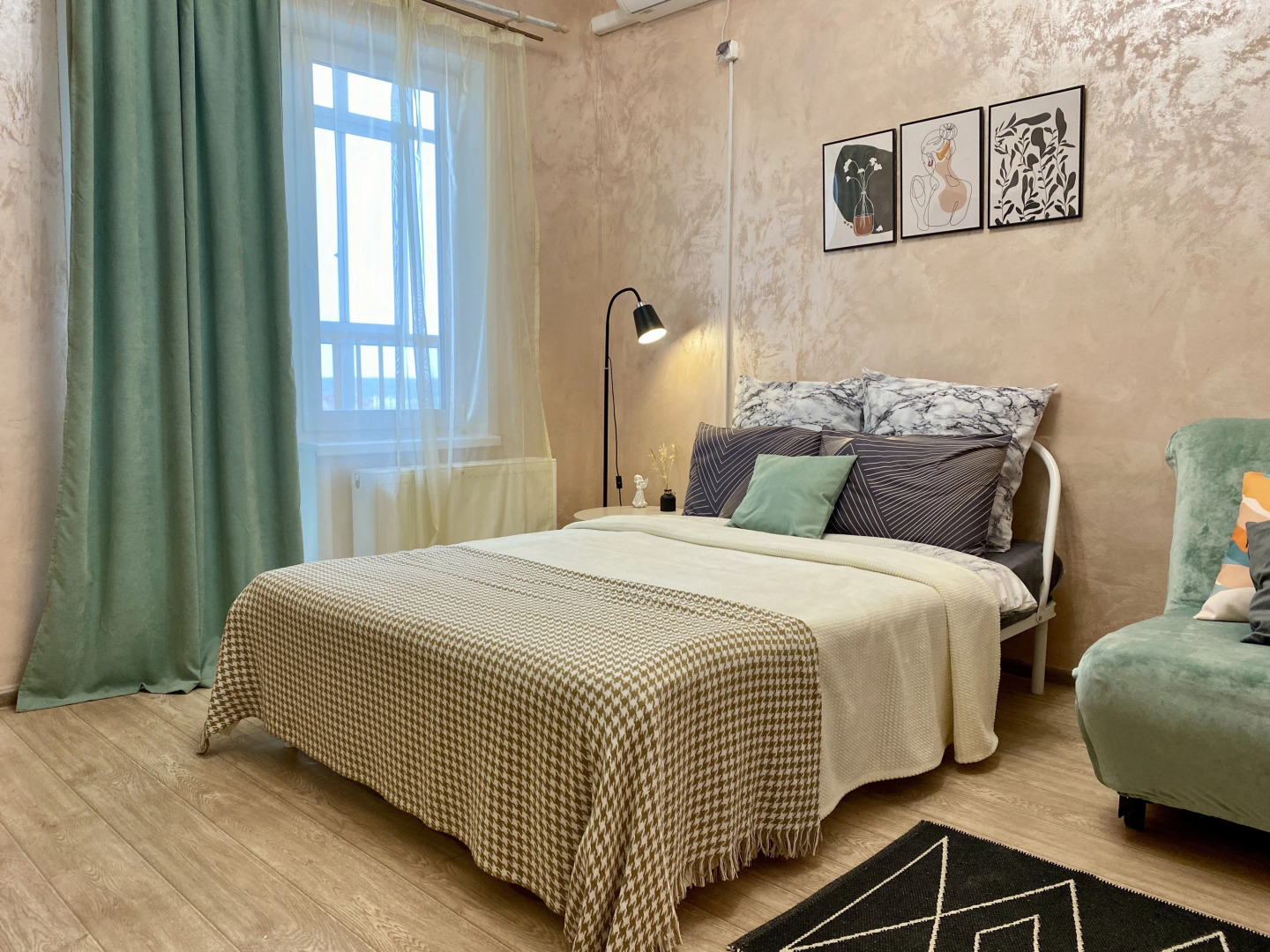 Квартира на 25 этаже с красивым видом на город