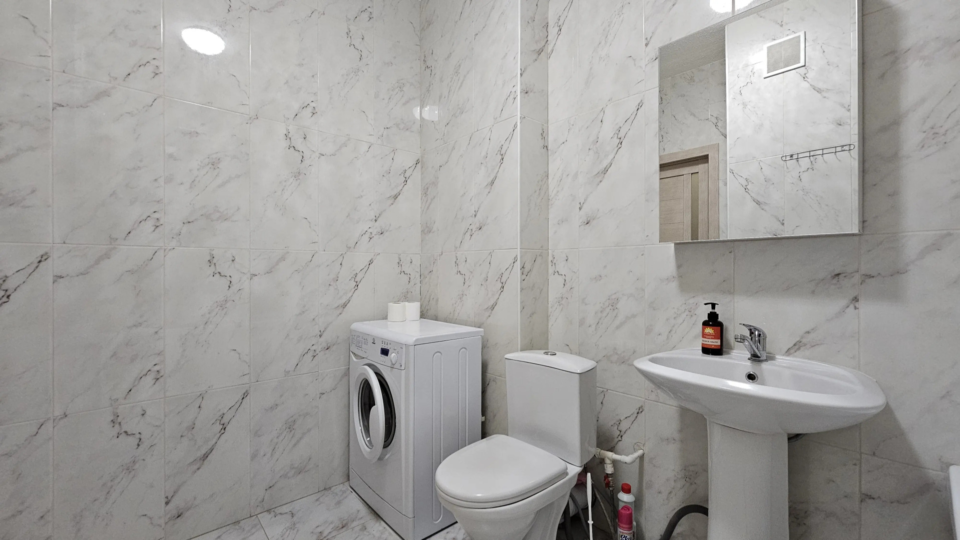 Квартира Марьин Дом на Азина, 22/7