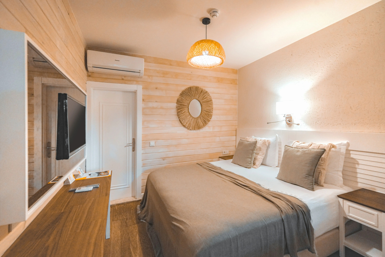 Отель Kimera Lounge