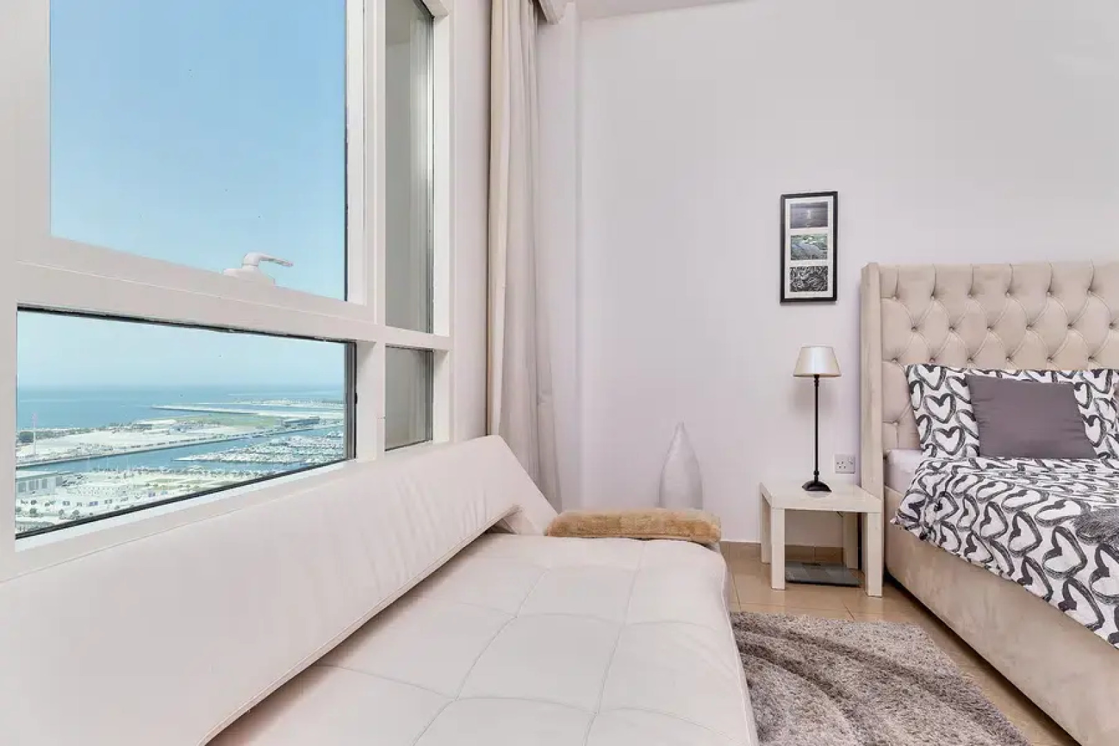 Апартаменты Welcome Home in Marina Crown