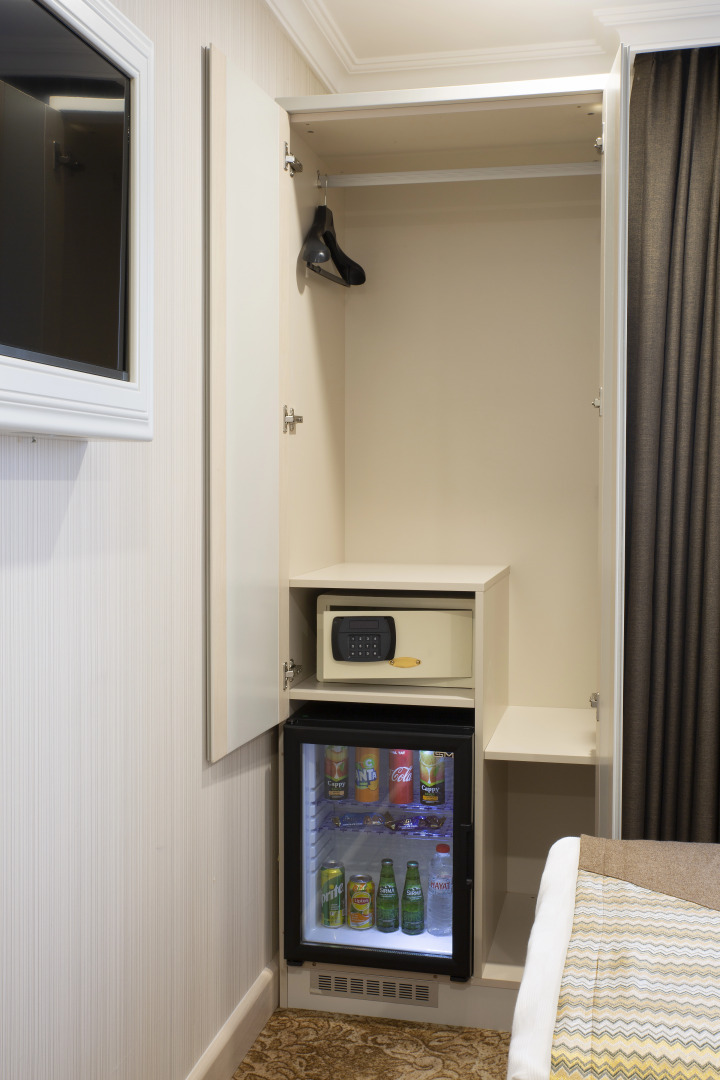 Отель Alpinn Due