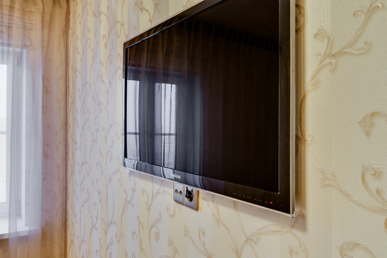 Апартаменты с камином на Варшавской 23