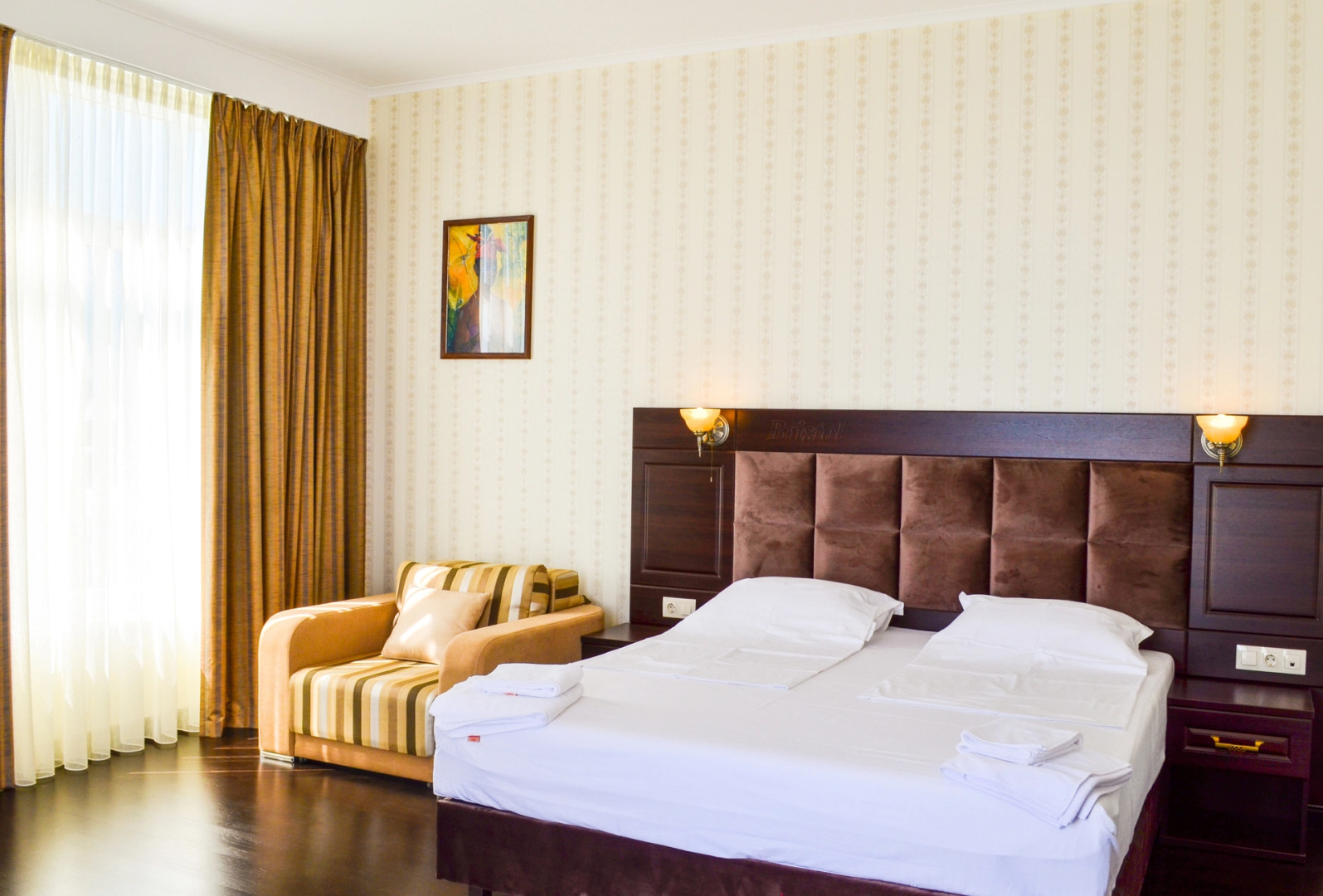 Отель Бристоль