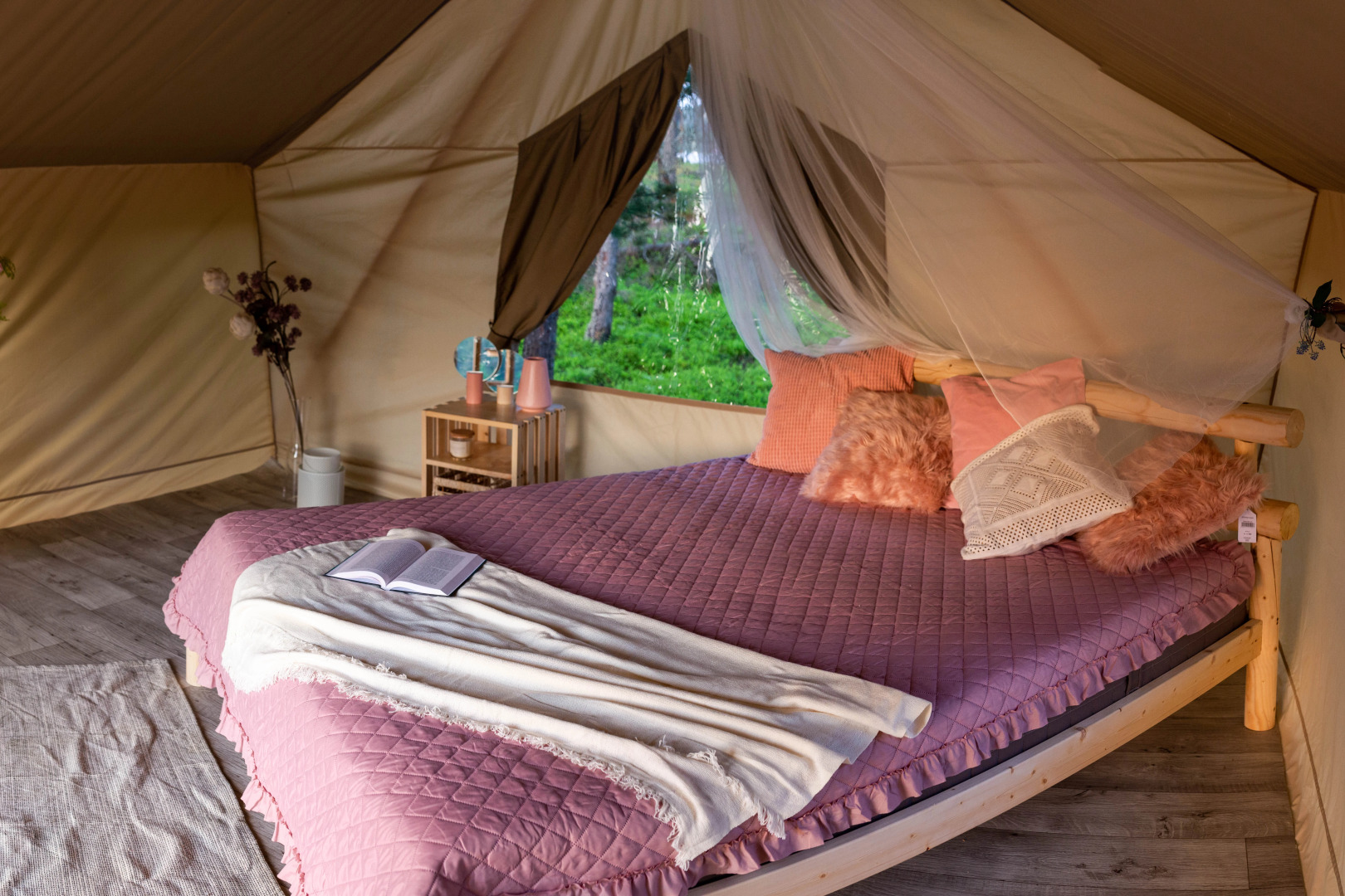 Кемпинг Смородина Кемп