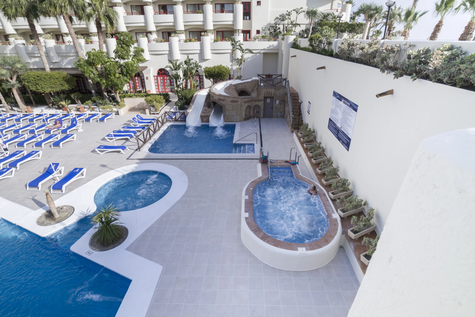 Отель Ibersol Almuñecar Beach & Spa