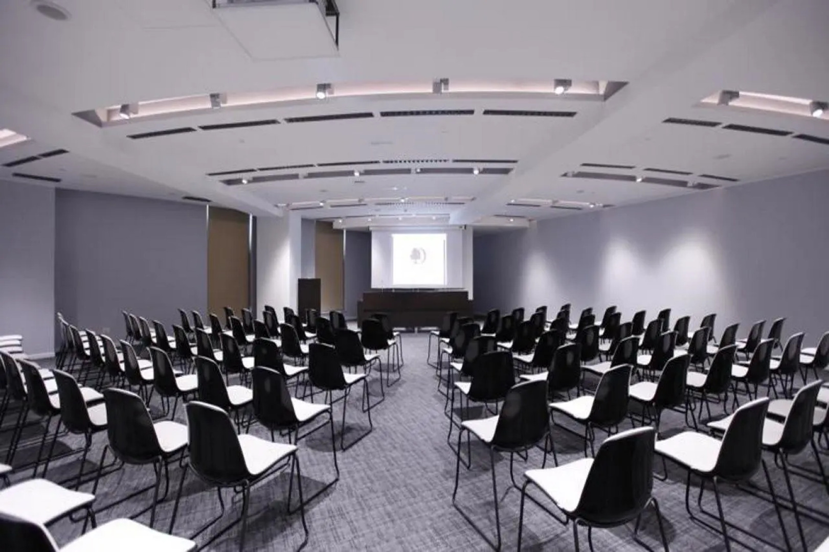 DoubleTree by Hilton Hotel Yerevan City Centre