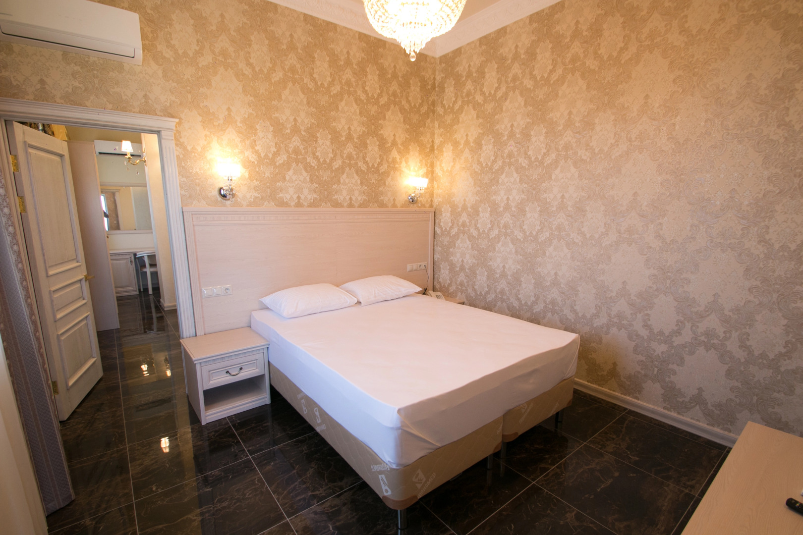 Ресторанно-Гостиничный Комплекс Голубое Озеро